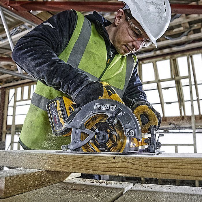 DeWalt DCS579T2-GB 54V XR FLEXVOLT High Power 190mm Circular Saw To Fit Rails  With 2 x 6Ah Batteries In TSTAK