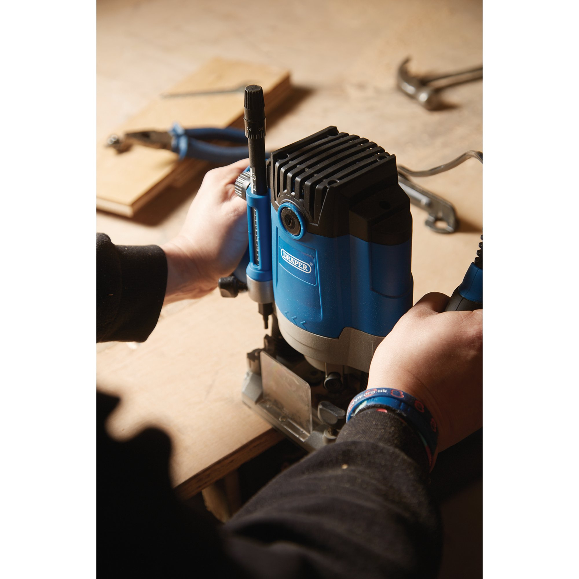 Draper 02520 R12/1800D 230 V Router, 1/2", 1,800 W