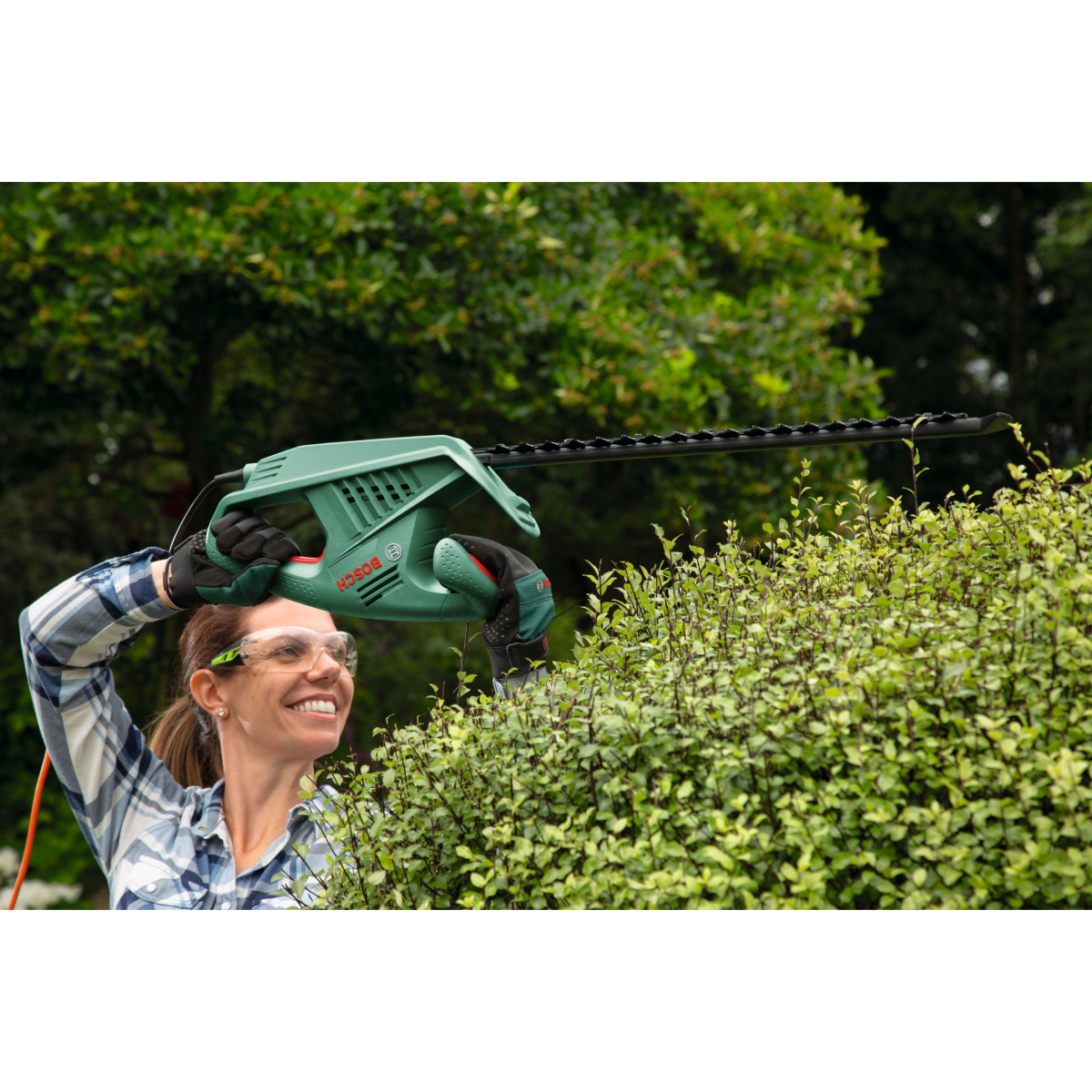 Bosch EasyHedgeCut 45-16 45cm 420w Lightweight Hedgecutter