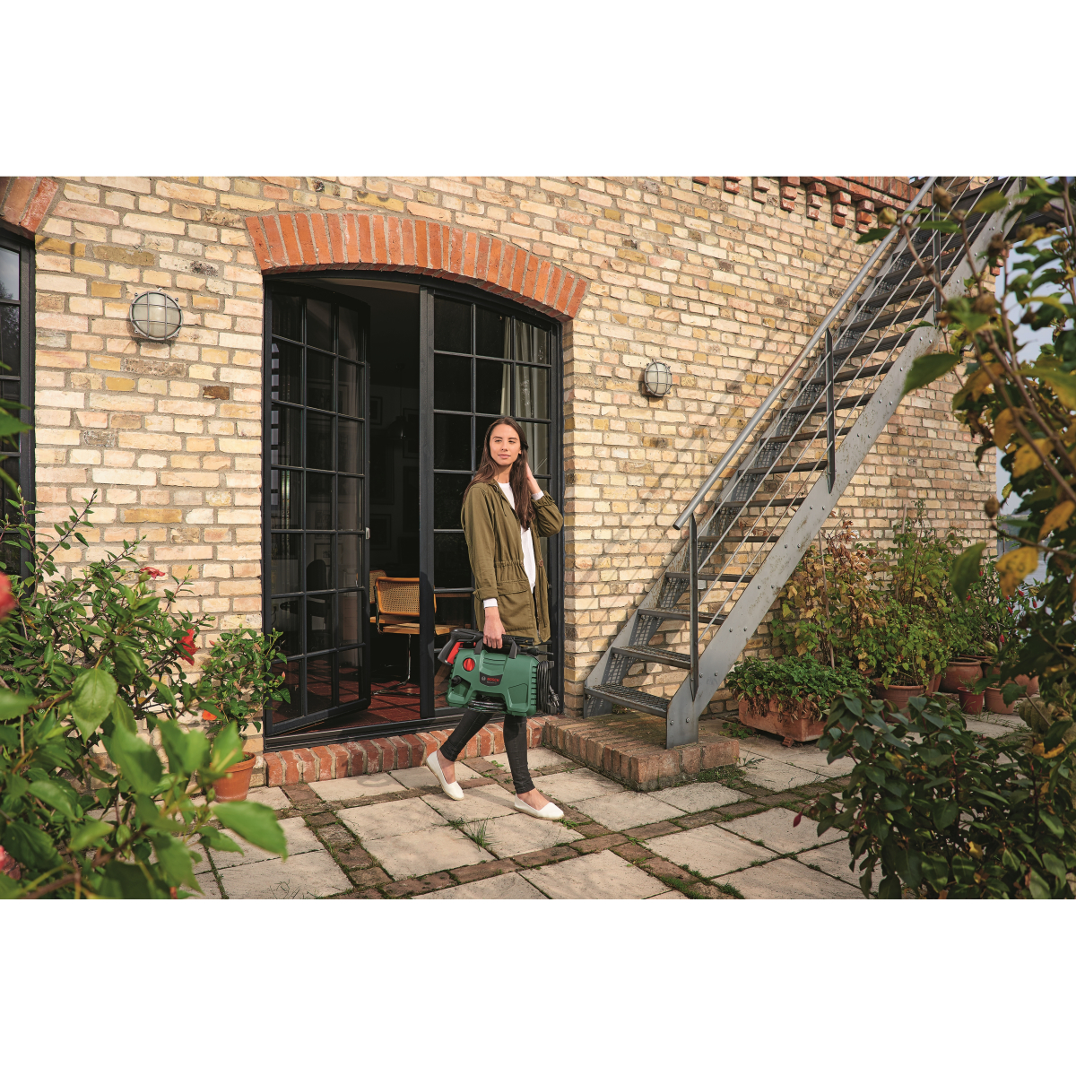 Bosch EasyAquatak 110 1300W 110 Bar High-pressure Washer