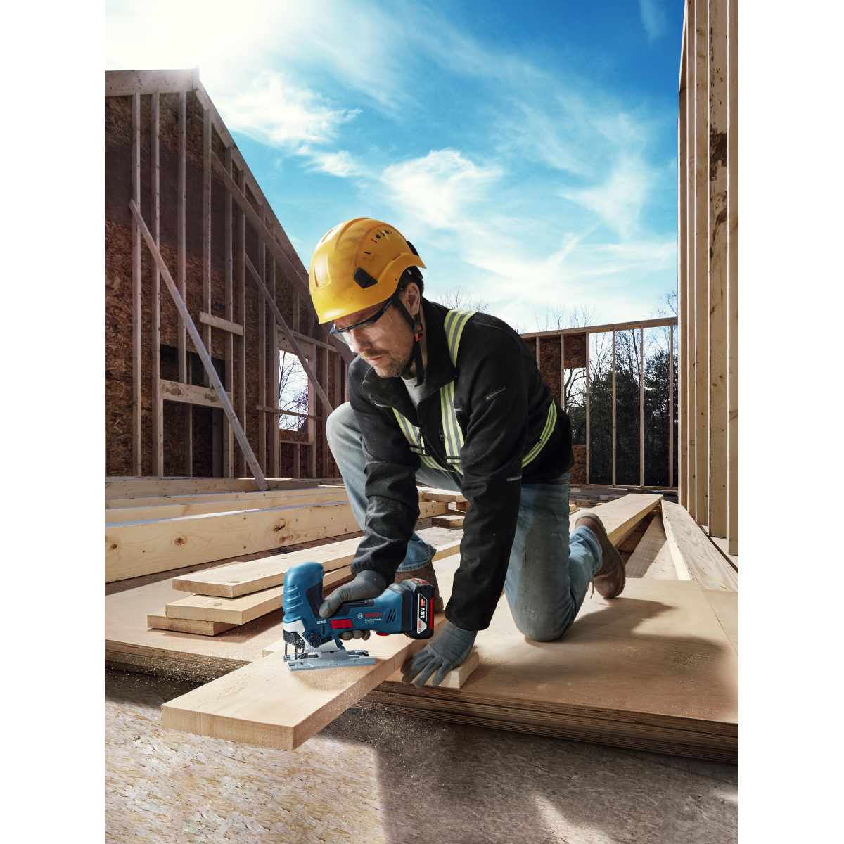 Bosch GST 18V-125 B Body Only 18V Bow Handle Jigsaw Brushless in L-Boxx
