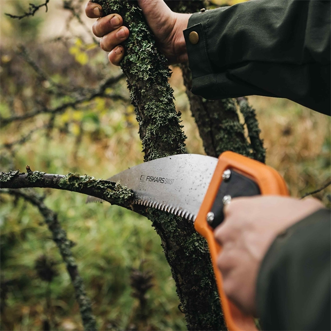 Fiskars 1028374 SW37 Garden Saw