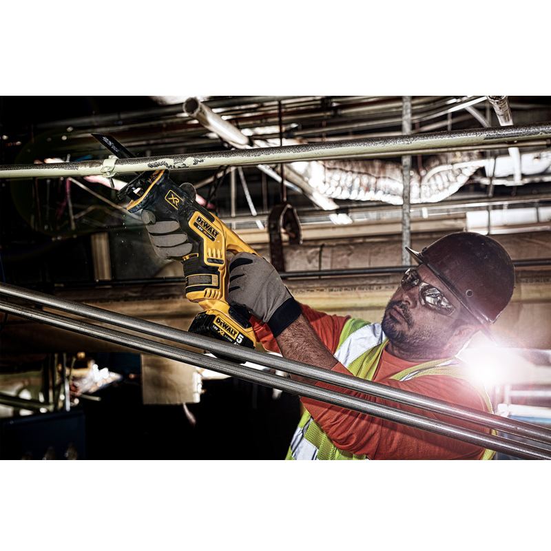 DeWalt DCS367N-XJ Body Only 18V XR Brushless Compact Reciprocating Saw
