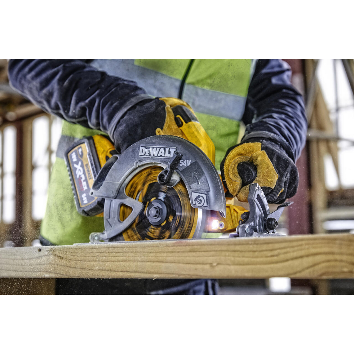 DeWalt DCS578X2-GB 54V XR FLEXVOLT  High Power 190mm Circular Saw  With 2 x 9Ah Batteries in TSTAK