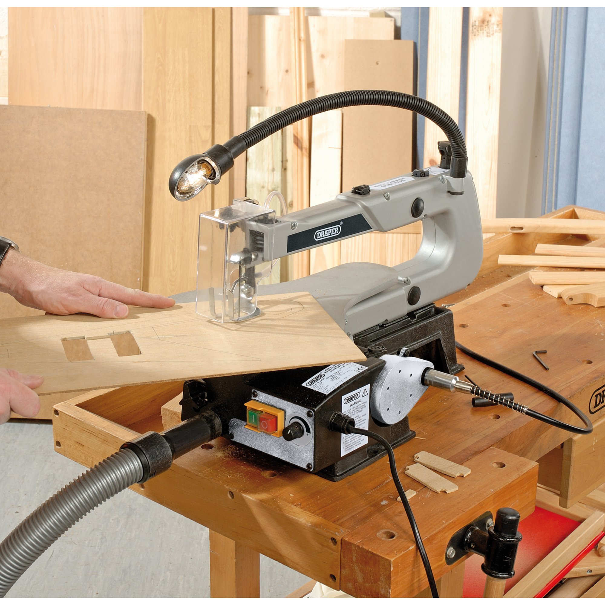 Draper 22791 FS405V 405mm 90W 230V Variable Speed Fretsaw with Flexible Drive Shaft and Worklight