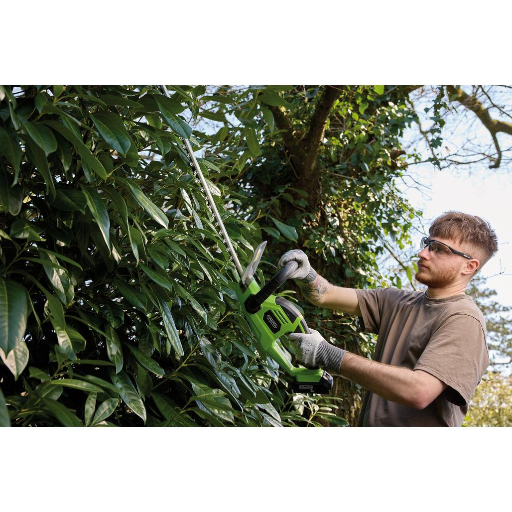 Draper 31862 18V Hedge Trimmer With 1 x 2.0Ah Battery and Charger