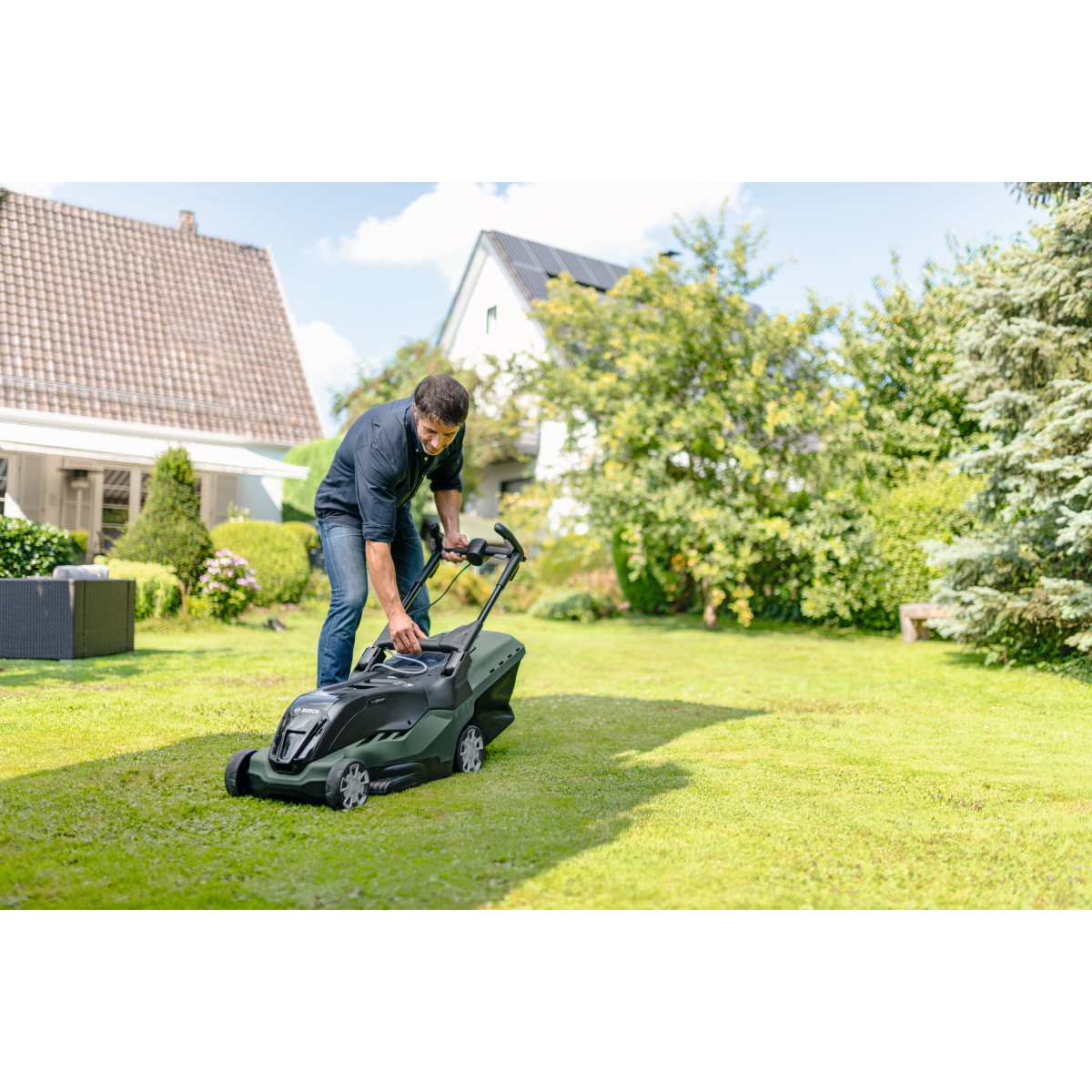 BoschAdvancedRotak 36-750 Body Only 36V Lawn Mower for Quiet Mowing