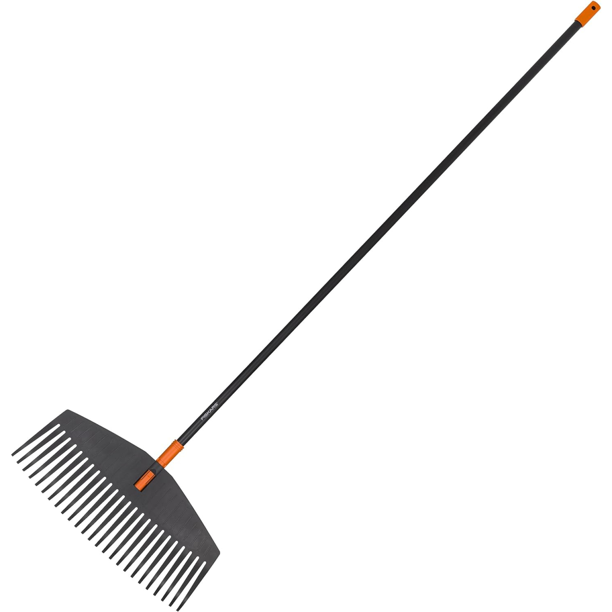 Fiskars 1003465 Solid™ Leaf Rake - Large