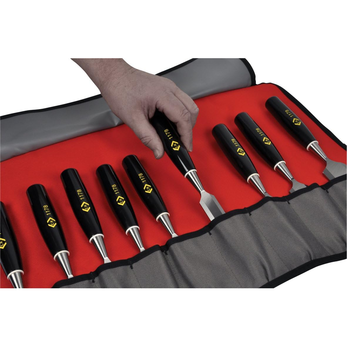 C K MA2719 Magma Chisel Roll, Black, 52 x 37 x 2 cm