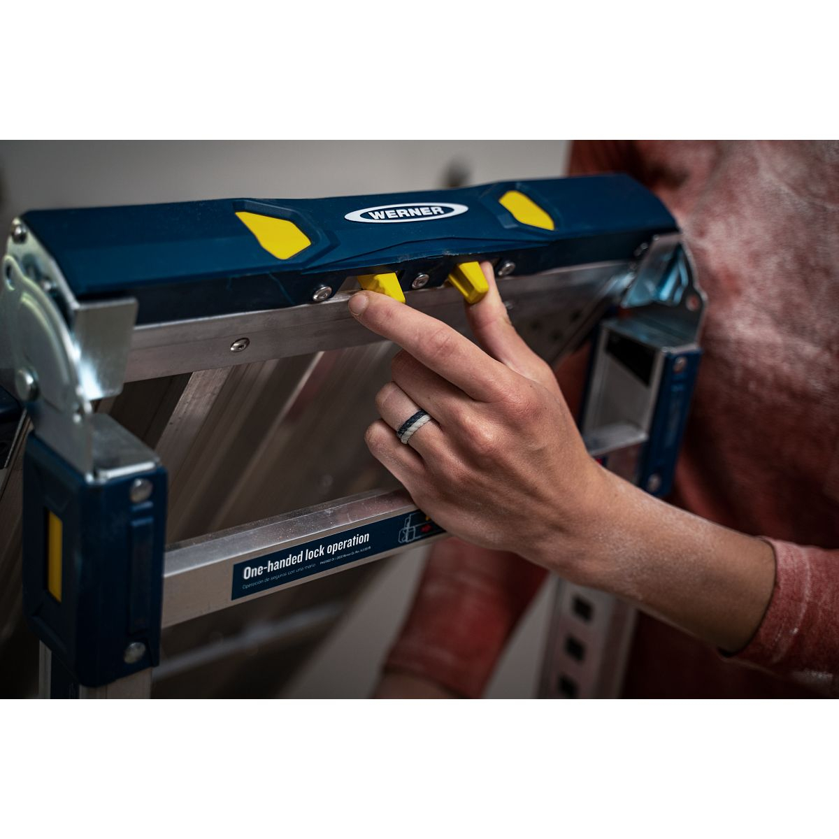 Werner 79023 Adjustable PRO Work Platform 