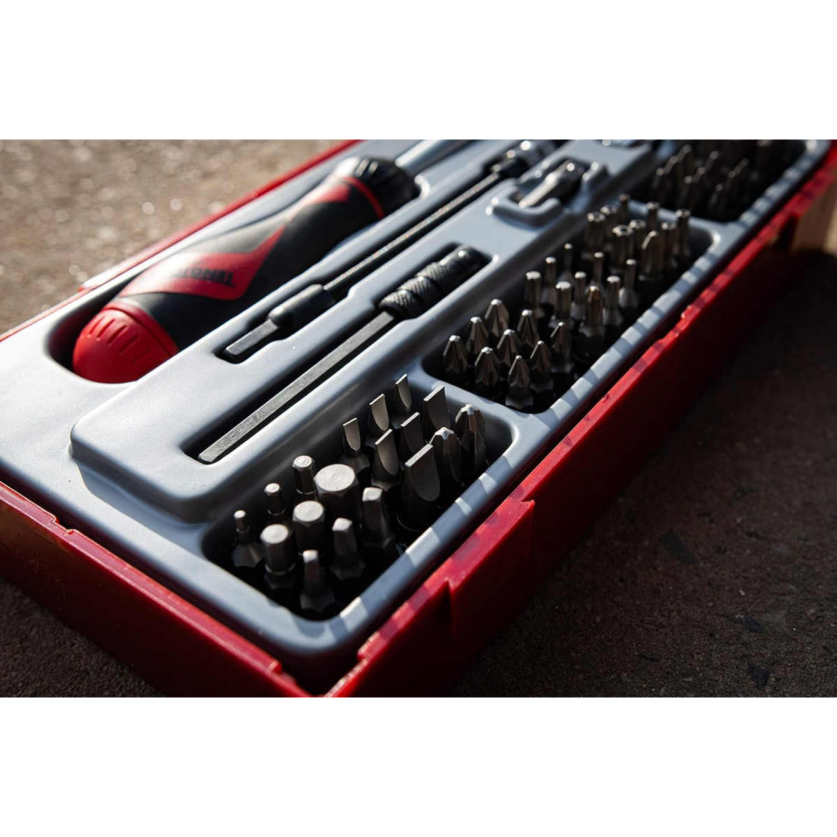 TengTools TTMD74 74pc 1/4in Drive And Hex Ratchet Driver Bit Set