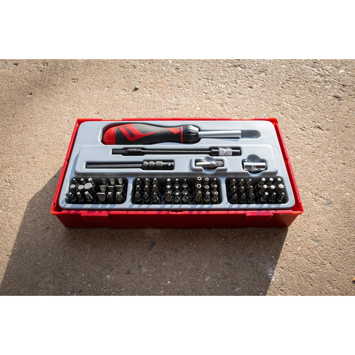 TengTools TTMD74 74pc 1/4in Drive And Hex Ratchet Driver Bit Set