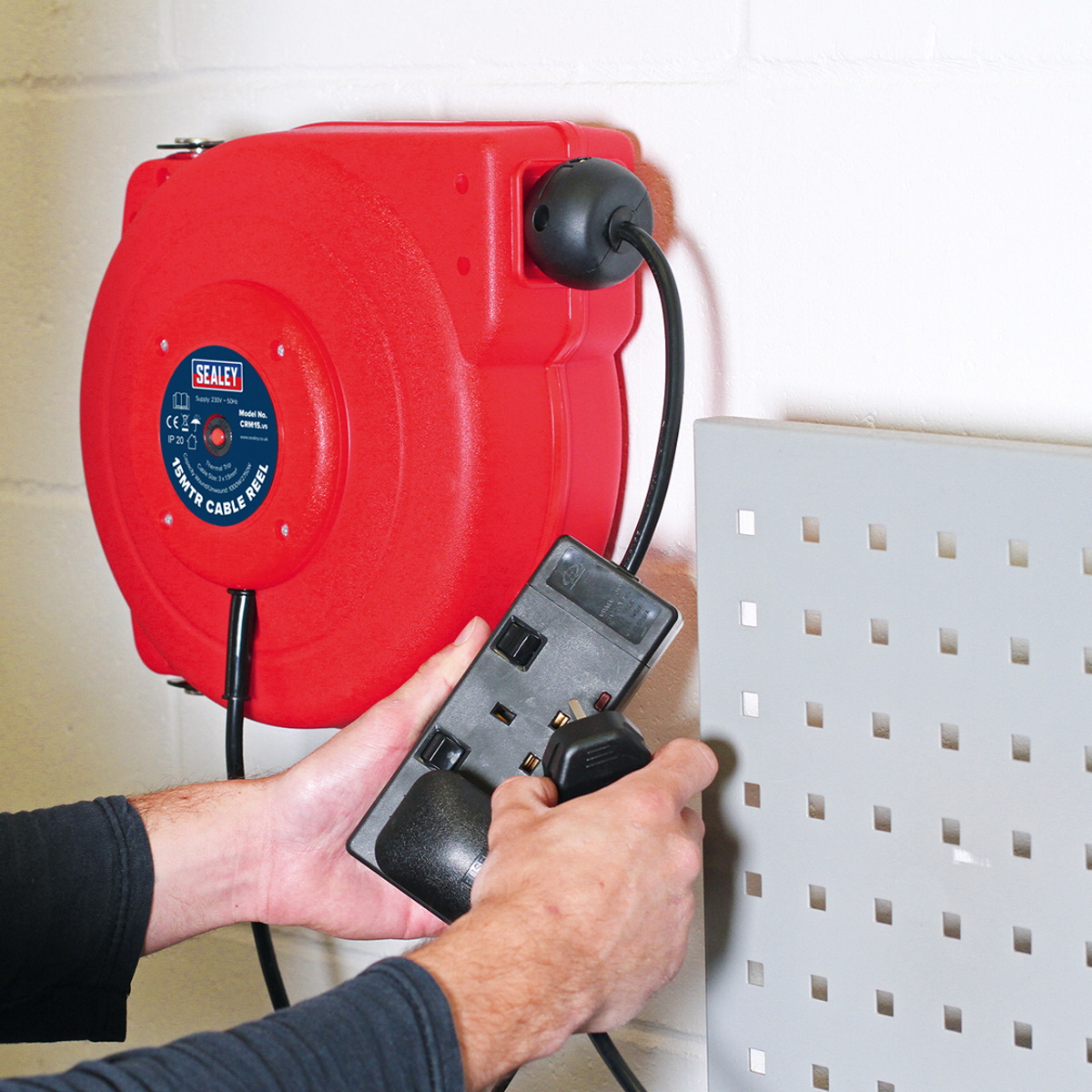 Cable Reel System Retractable 15m 2 x 230V Socket