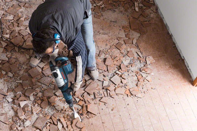 Bosch GSH 7 VC 7kg 1500W AVH Demolition Hammer with SDSMAX from Lawson HIS