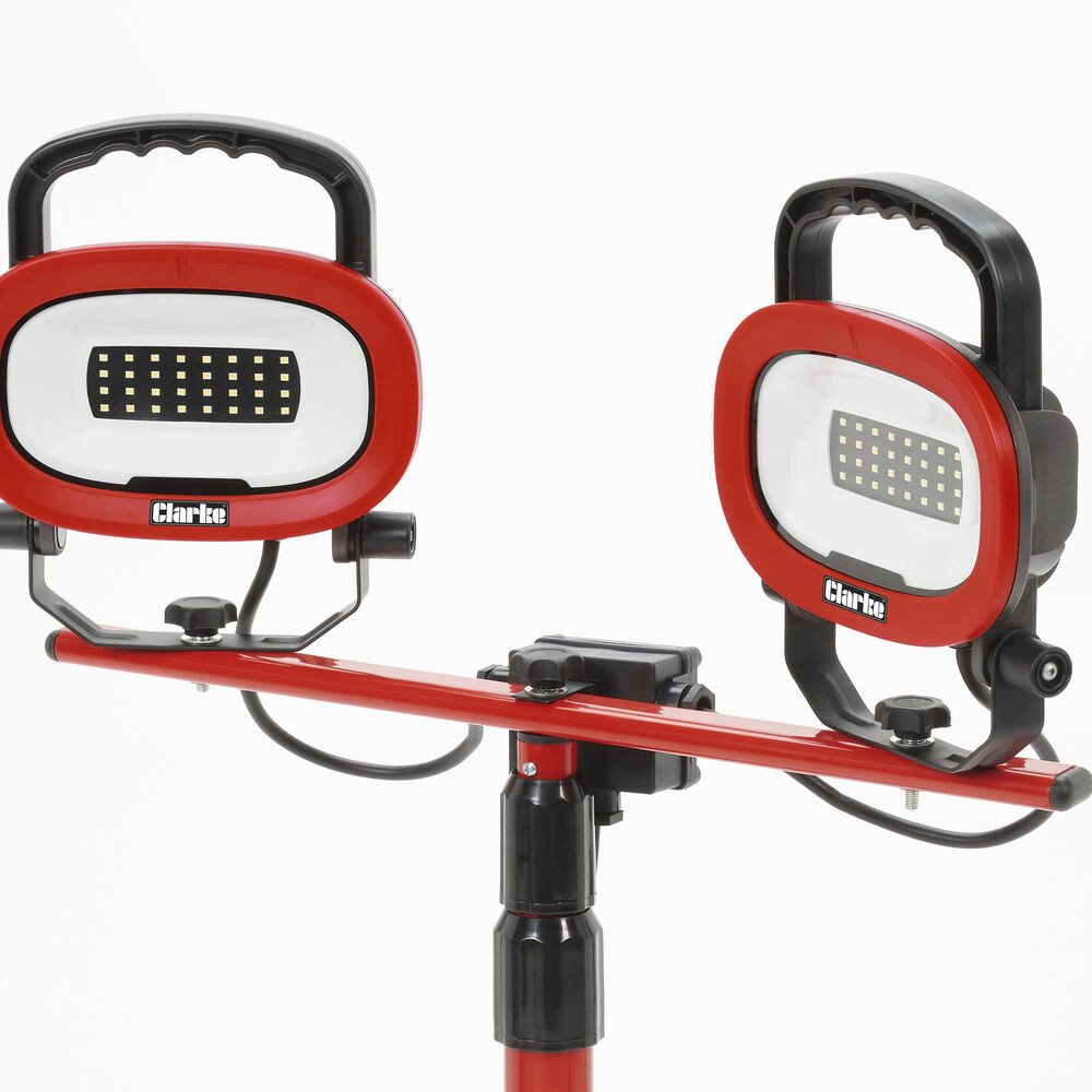 Clarke 4003636 SMD84TN Twin Head LED Work Light with Tripod (230V - 2x2100Lm)