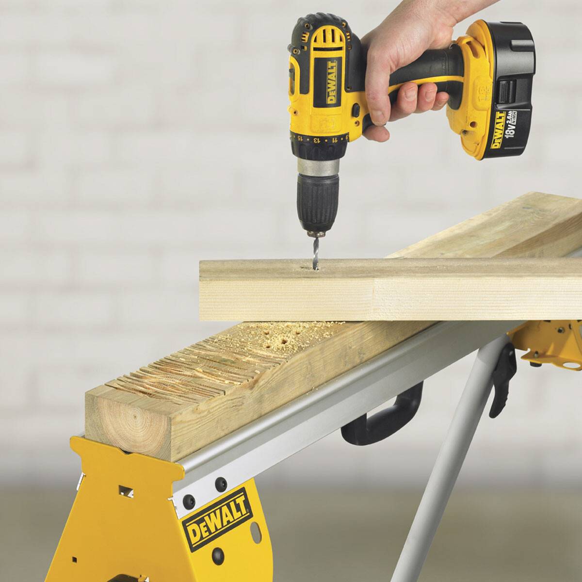 Dewalt store saw horse