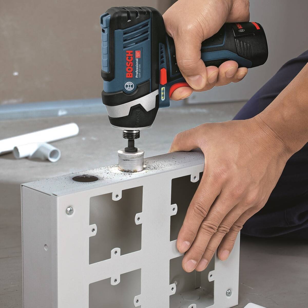Bosch 10.8 outlet v impact driver
