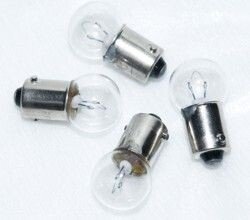 Makita 1922421 Bulb Set - Suitable for ML702 192242-1