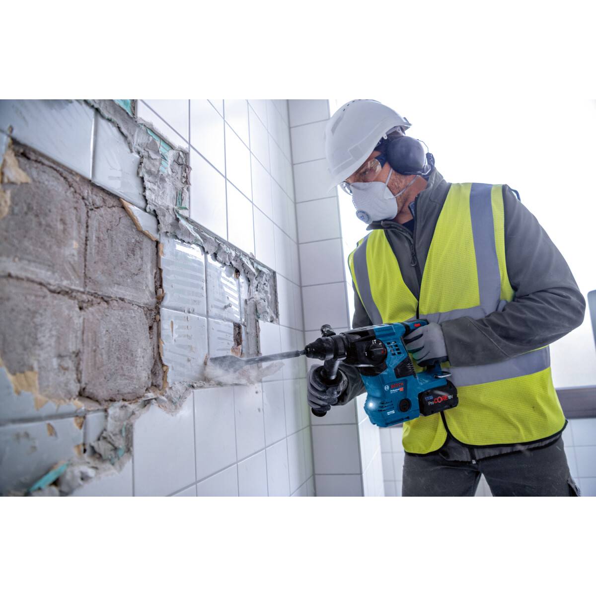 Bosch GBH 18V 28 CF 18v SDS Hammer Drill 26mm Connected with 2x ProCORE18V 5.5Ah Quick Change Chuck in L Boxx