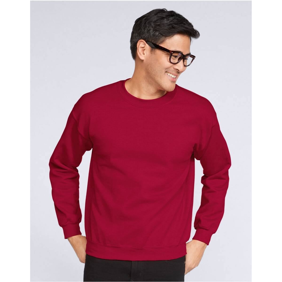 Red gildan sweatshirt discount