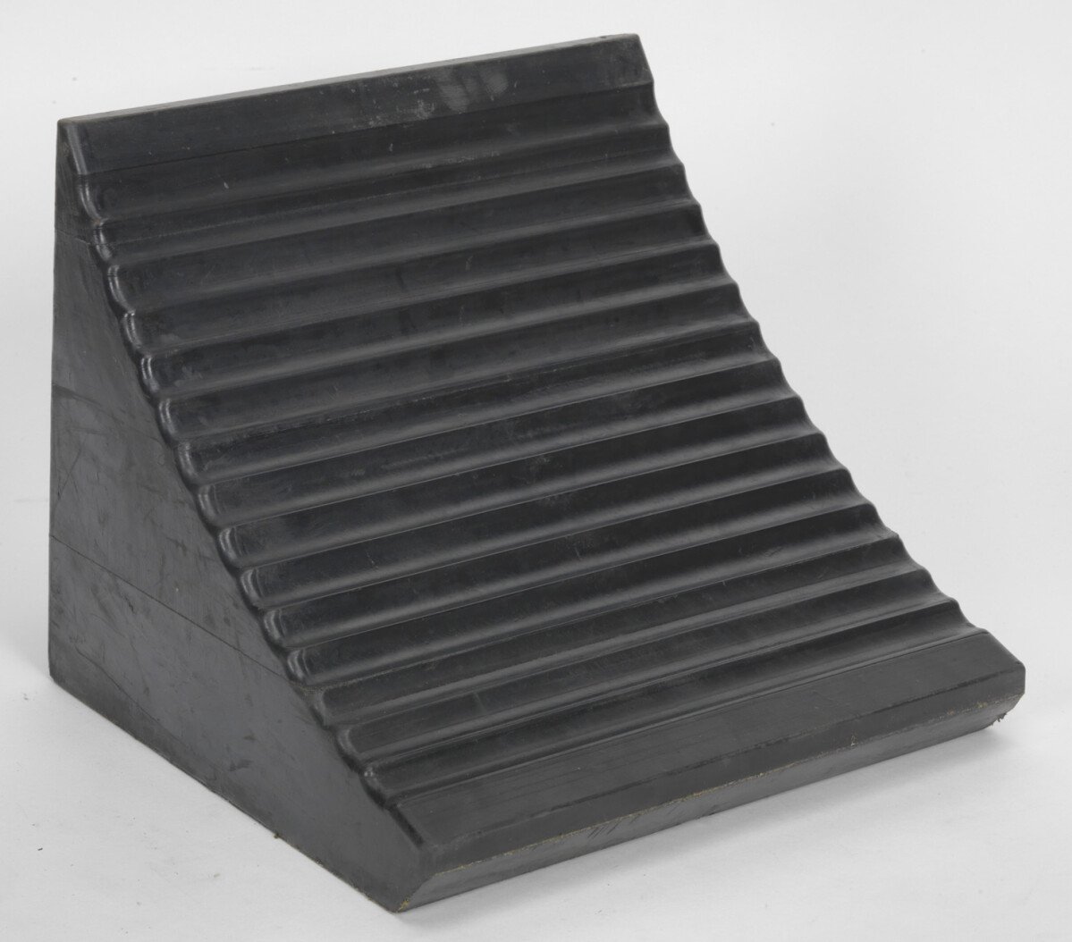 Sealey WC12 Heavy-Duty Rubber Wheel Chock 13.5kg - Single