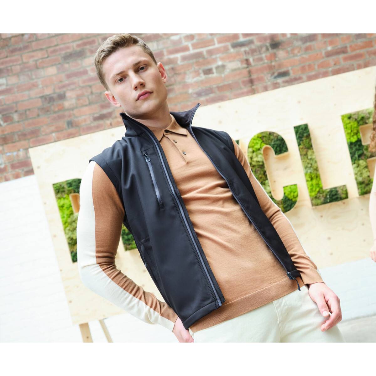 Regatta TRA858 Honestly Made Recycled Printable Softshell Bodywarmer