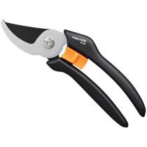 Fiskars 1057160 Solid™ Bypass Pruner P121