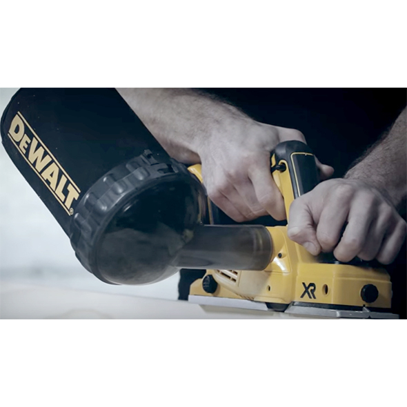 DeWalt DCP580P2-GB 18V XR Planer with 2 x 5.0Ah Batteries In TSTAK Carry Case