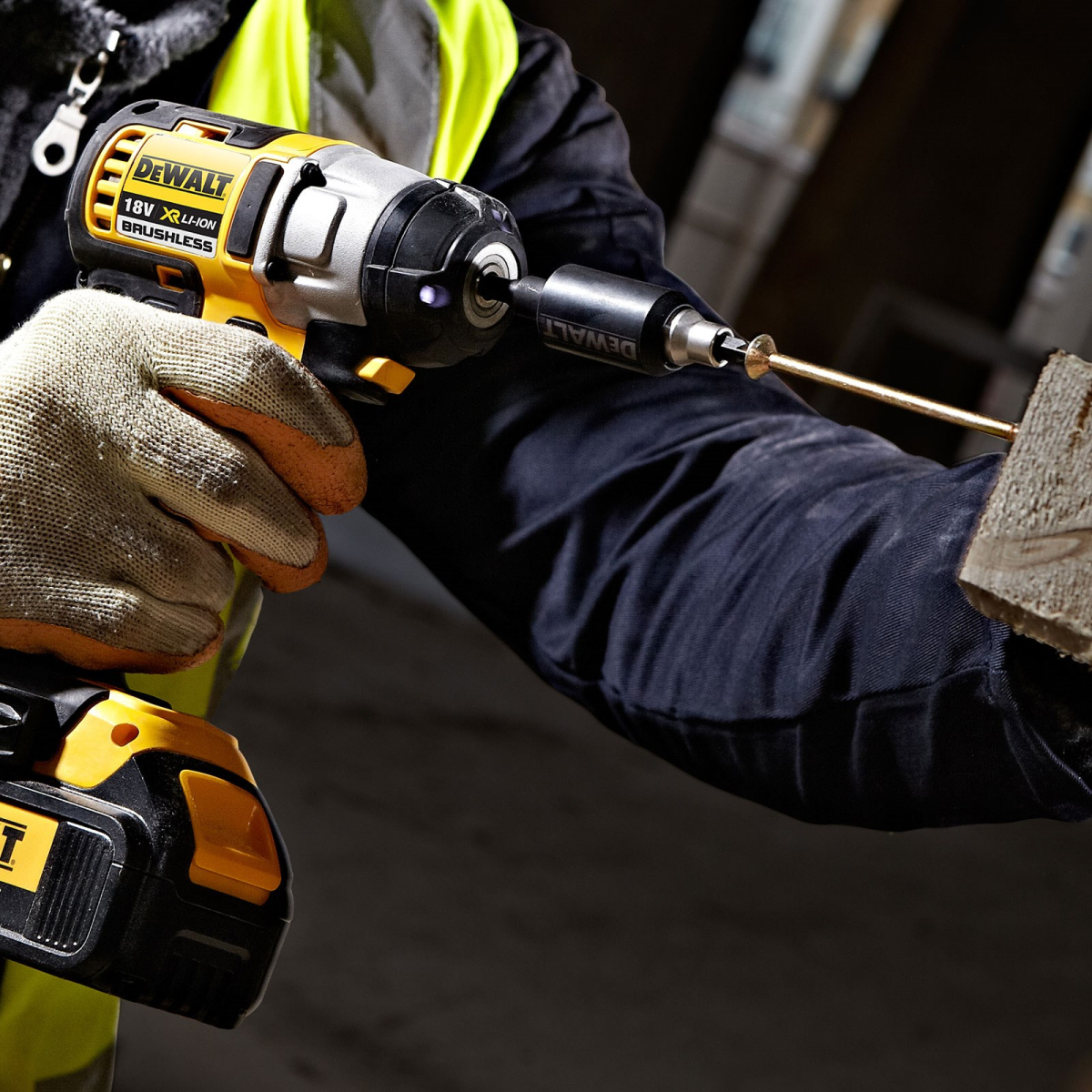 DeWalt DT7513T-QZ Magnetic Impact Clutch Adaptor Bit Holder