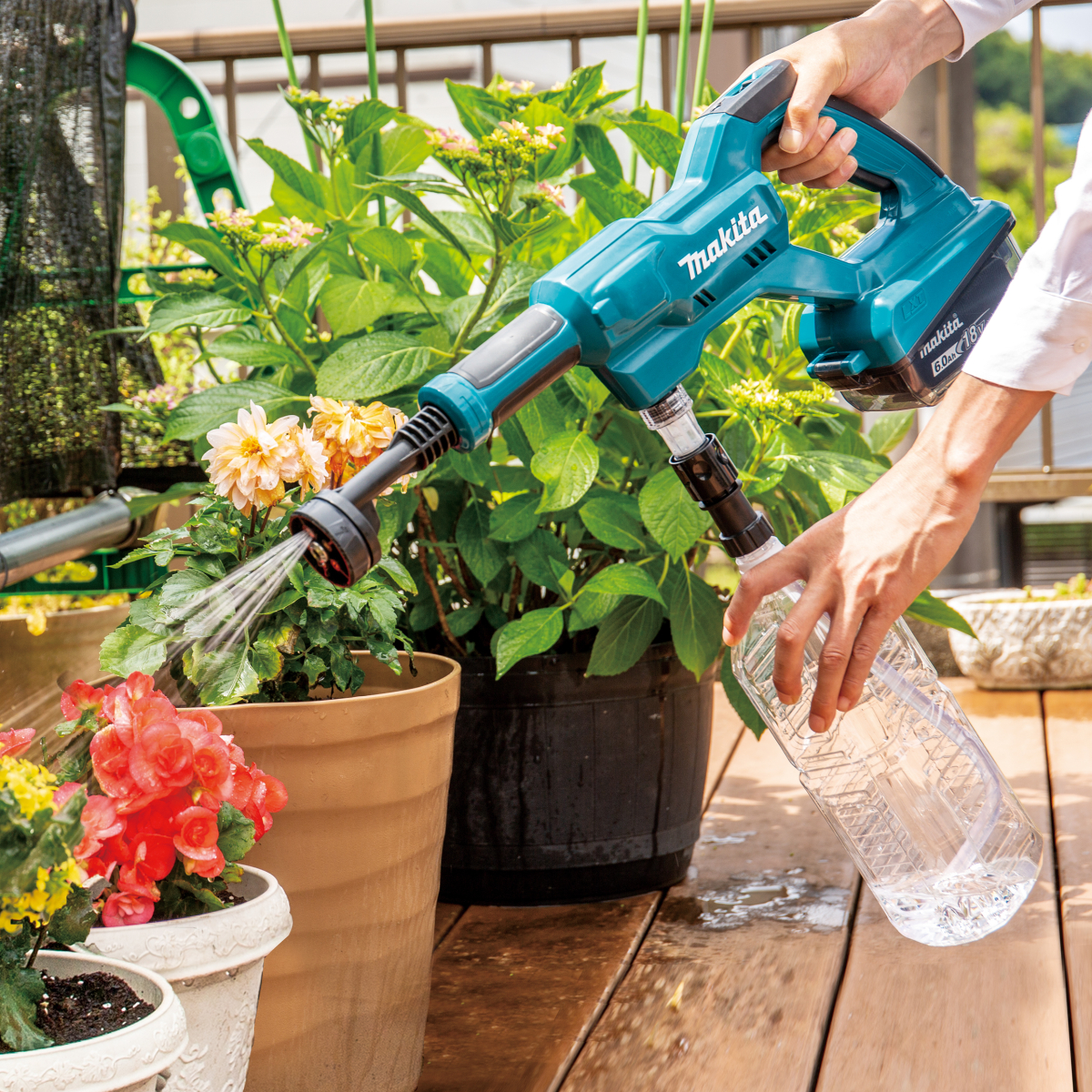 Makita DHW180Z Body Only 18V LXT Handheld Pressure Washer