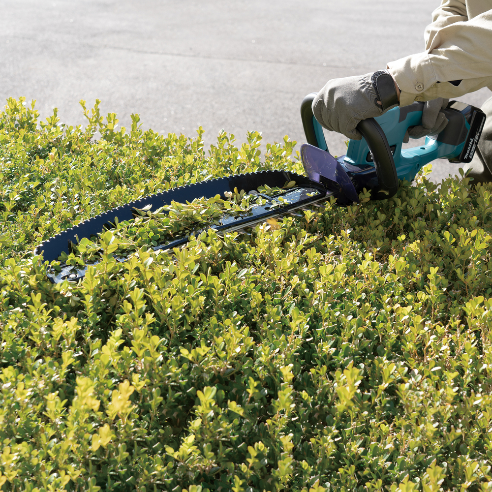 Makita DUH607Z Body Only 18V LXT 60cm Hedge Trimmer
