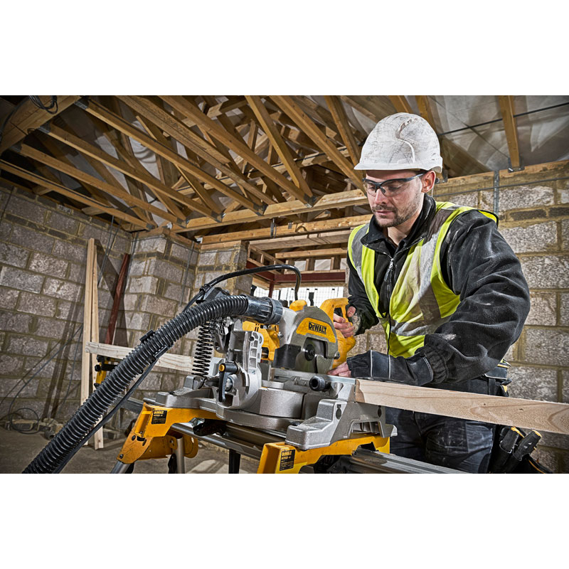 DeWalt DWS777 216mm Slide Mitre Saw with XPS-240V