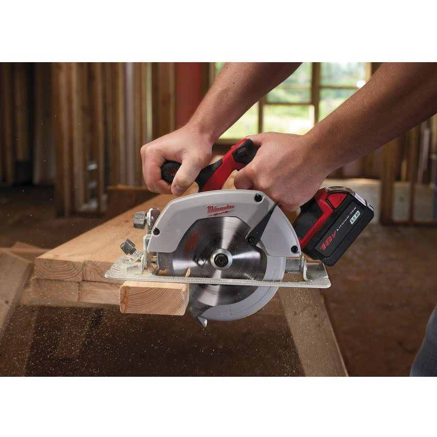 Milwaukee HD18CS-402C M18 Circular Saw (2 x 4.0ah batteries, charger, BMC) 