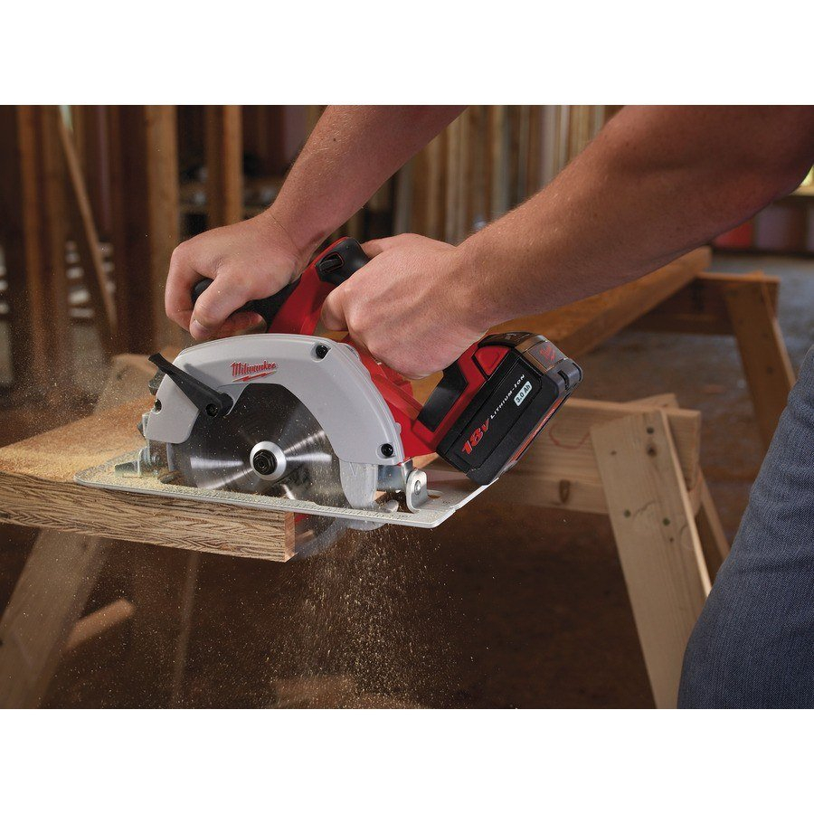 Milwaukee HD18CS-402C M18 Circular Saw (2 x 4.0ah batteries, charger, BMC) 