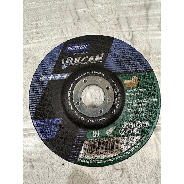 Norton VULCAN 66252925534 125 x 6.4 x 22.2mm Stone Grinding Wheel