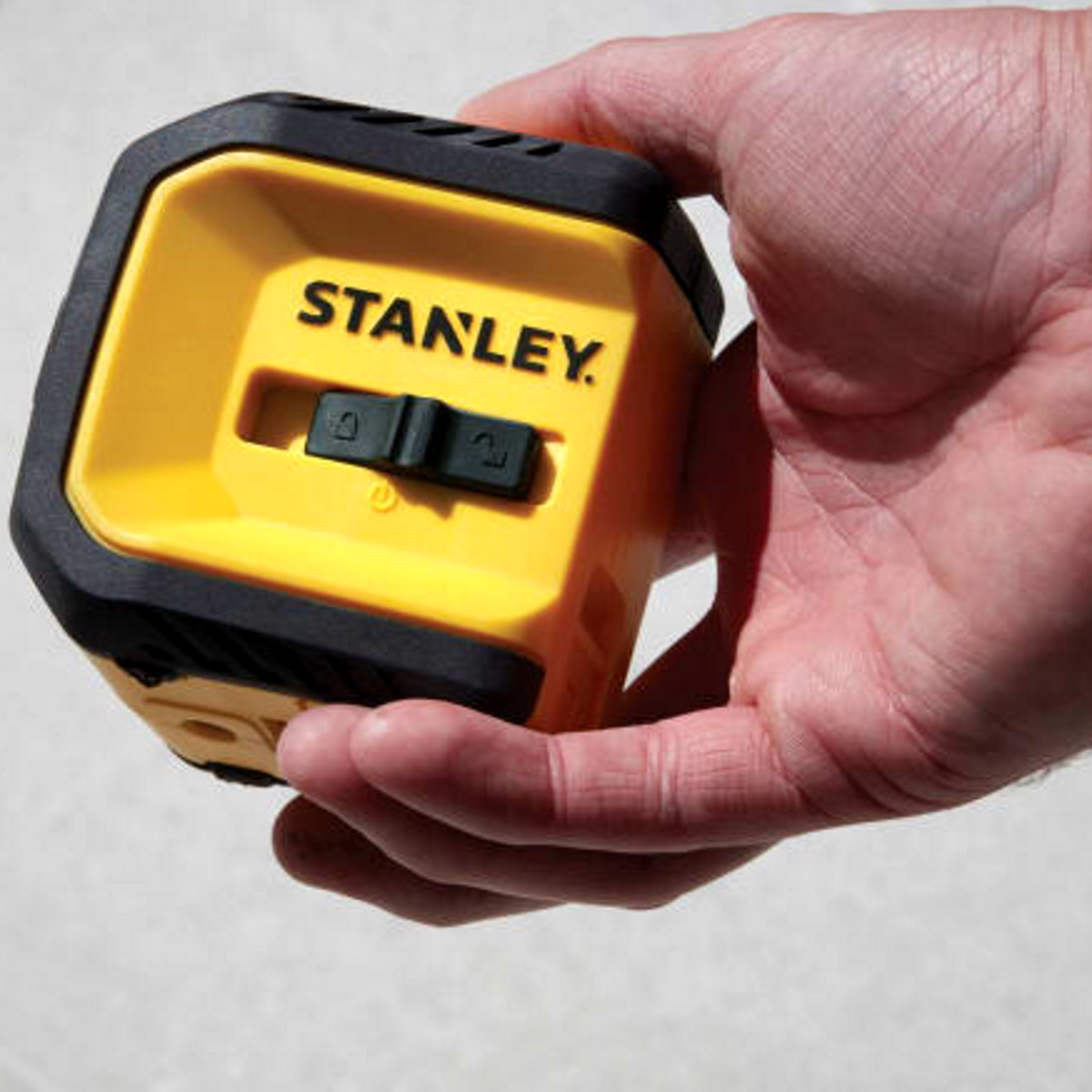 Stanley STHT77611-0 C-Line Cross Line Laser Level INT077611