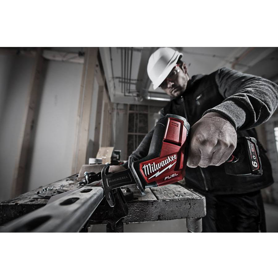 Milwaukee M12CHZ-602X M12 Fuel Compact Hackzall (2 x 6.0ah Li-ion batteries, charger, dynacase) 