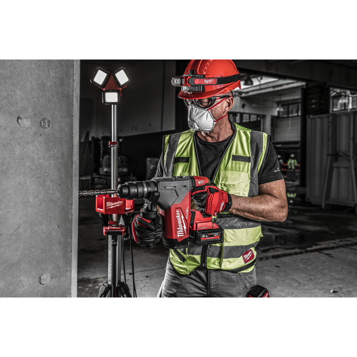 Milwaukee M18ONEFHPX-552X M18 Fuel One Key 4 Mode SDS Hammer Drill with Fixtec Chuck, 2x 5.5Ah Batteries, Charger and Carry Case