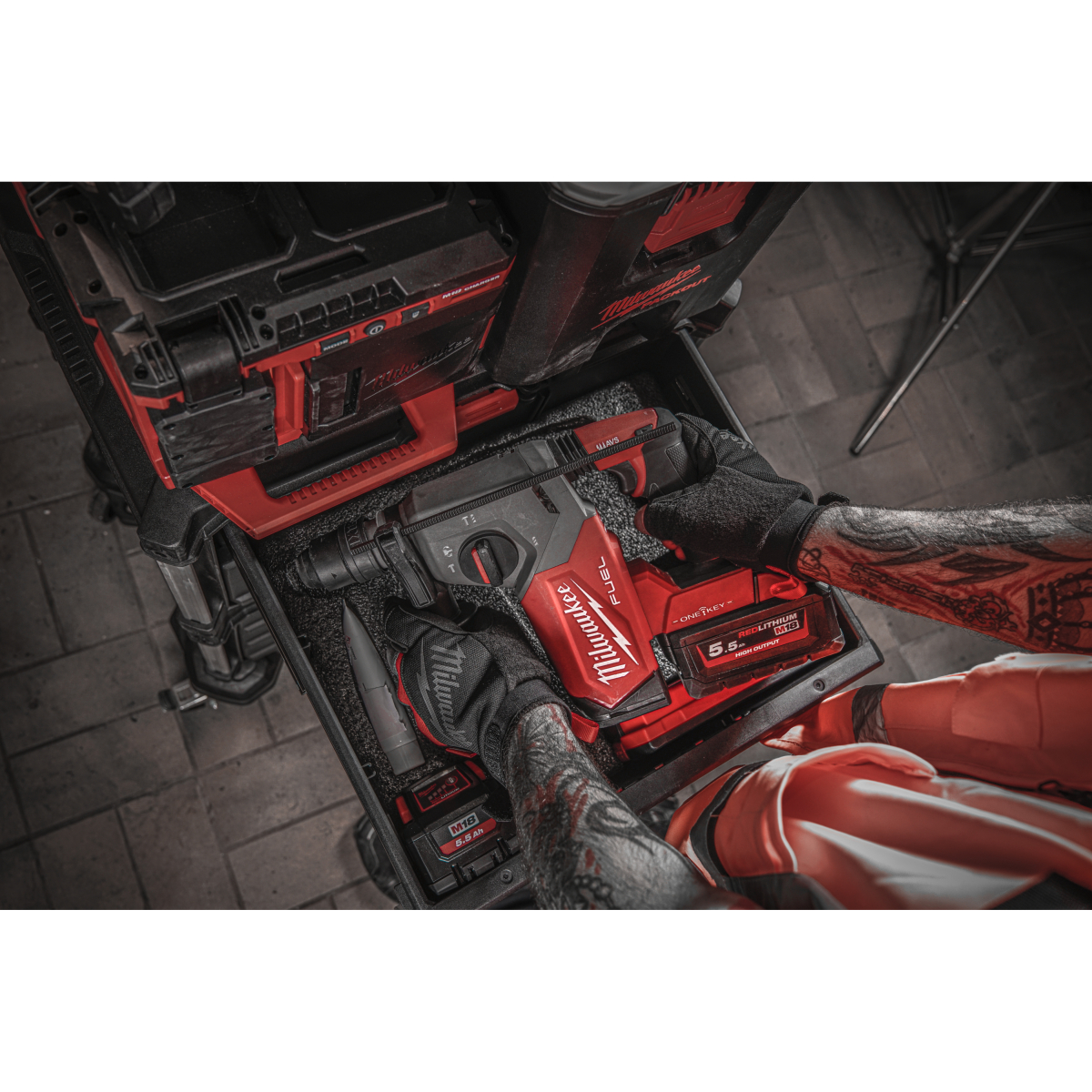 Milwaukee M18ONEFHX-552X 18v SDS 4 Mode SDS Hammer Drill with 2x 5.5Ah Batteries and Charger in Case