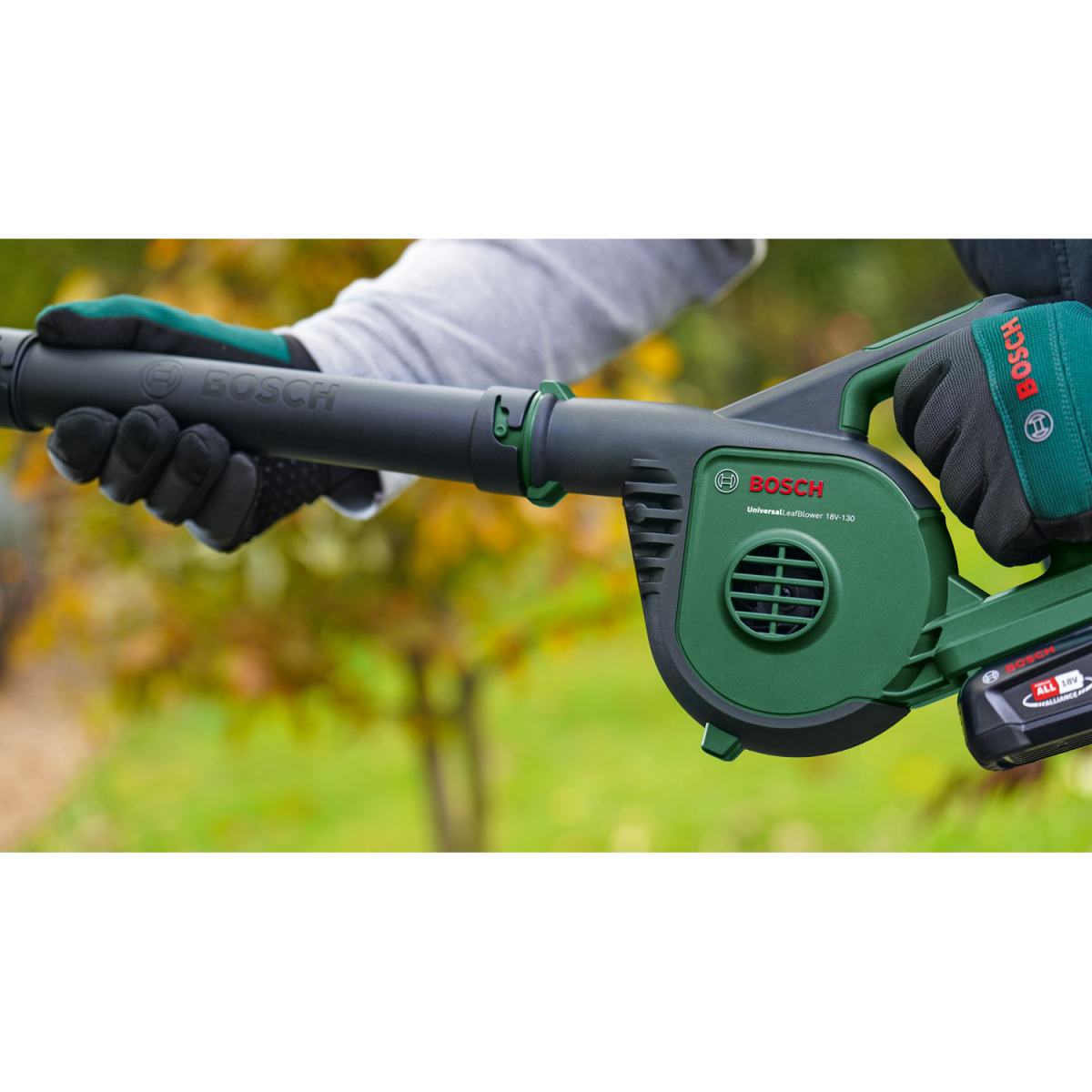 Bosch UniversalLeafBlower 18V-130 Body Only 18V Leaf Blower