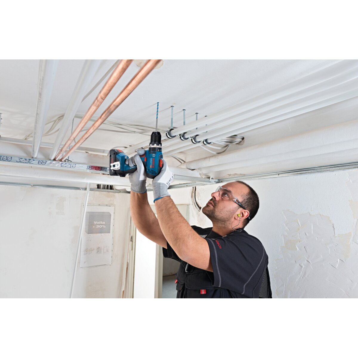 Bosch GSB 18V-65 18V Brushless Combi Drill with 2x GBA 5.0Ah Batteries and GAL 18V-40 Charger in L-Boxx