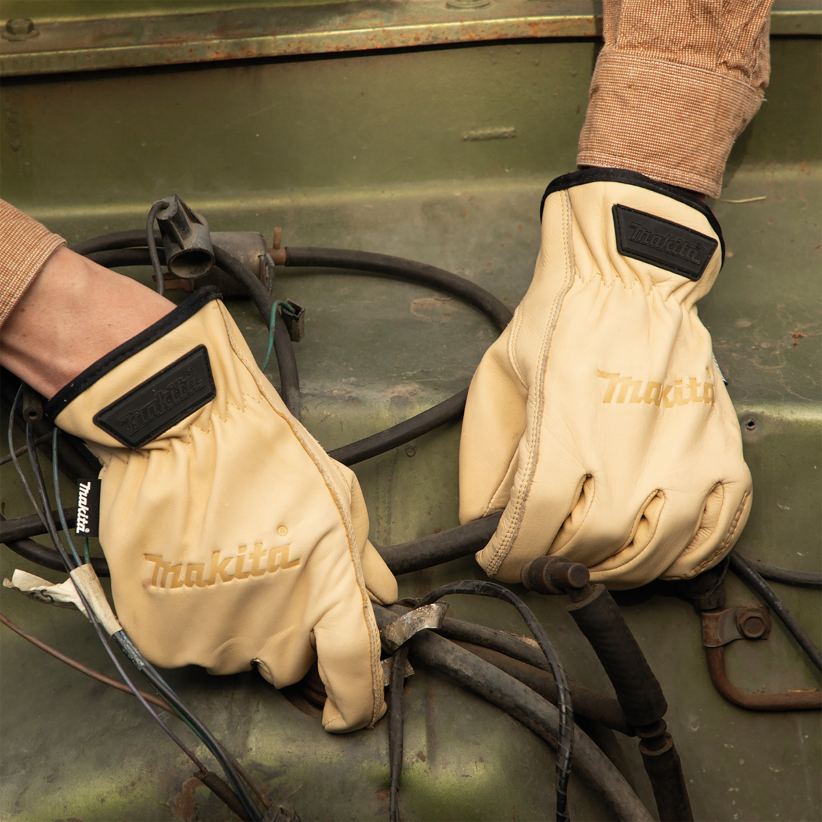 Makita P-84632 Cow Leather Drivers Gloves Large