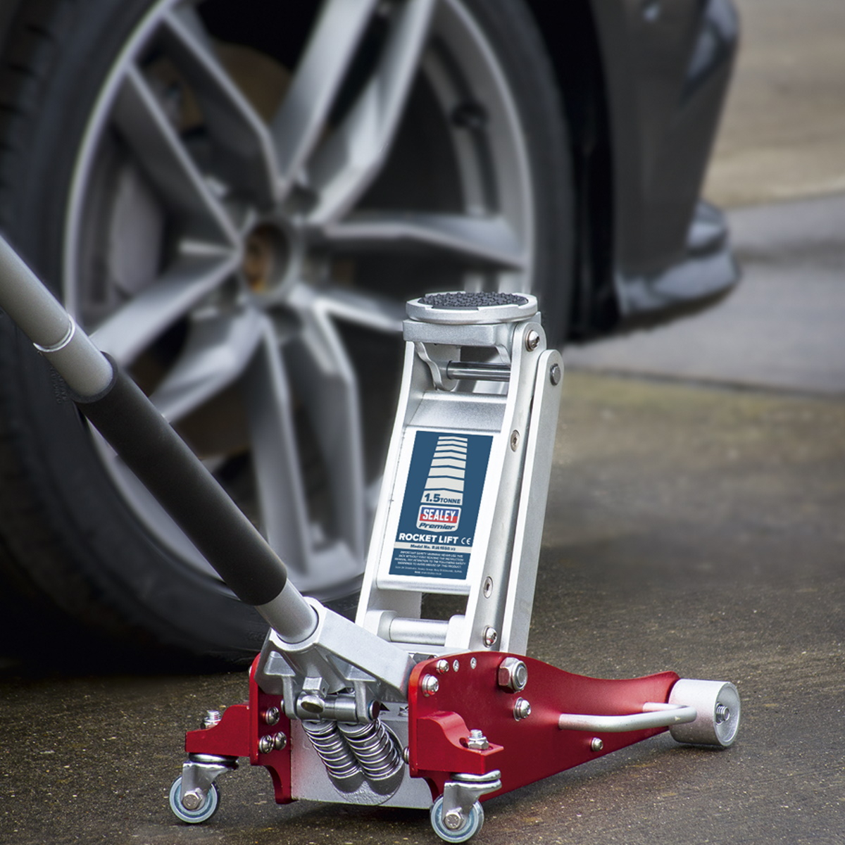 Sealey RJA1550 Trolley Jack 1.5tonne Low Entry Aluminium Rocket Lift