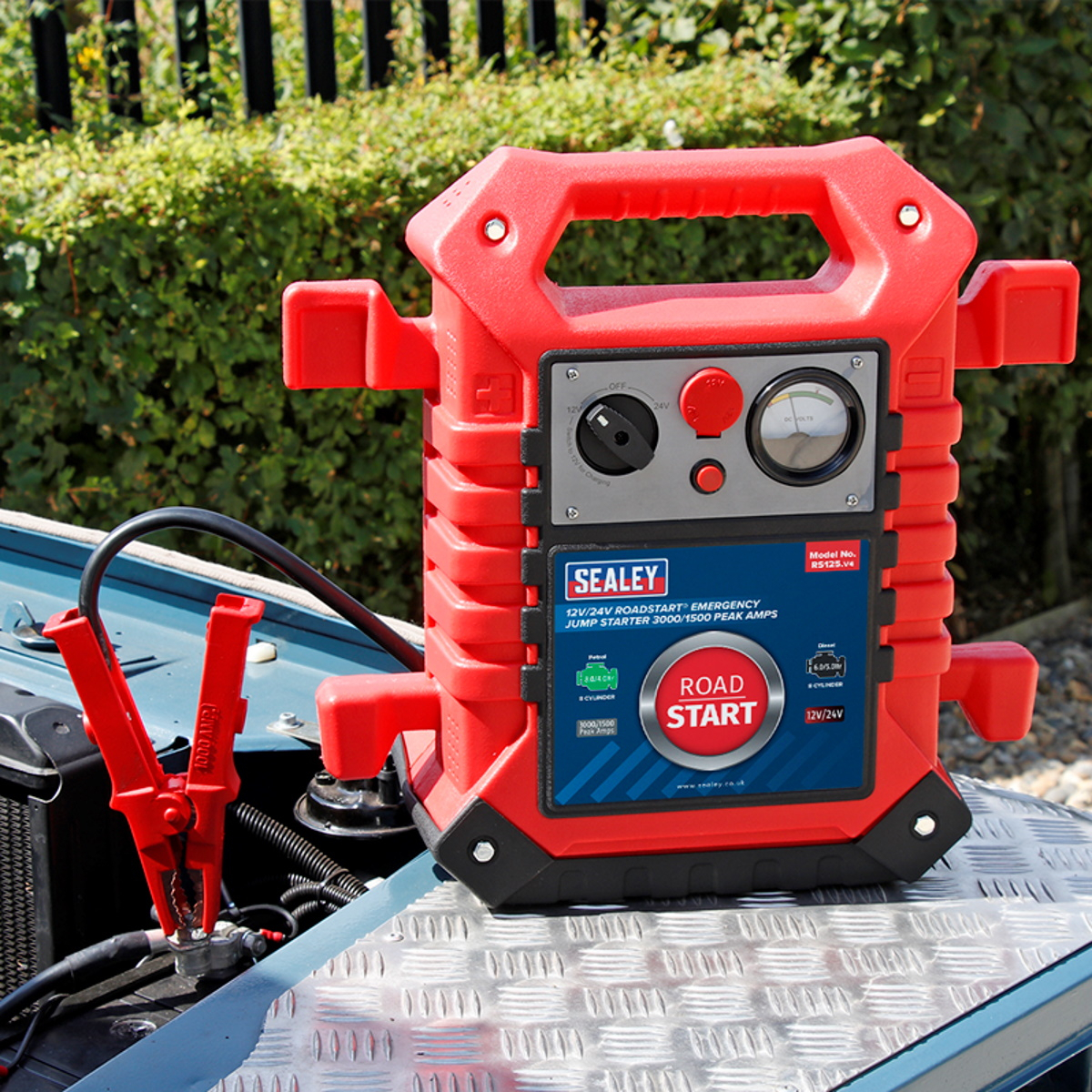 Sealey RS125 RoadStart Emergency Power Pack 12/24V 3000 Peak Amps