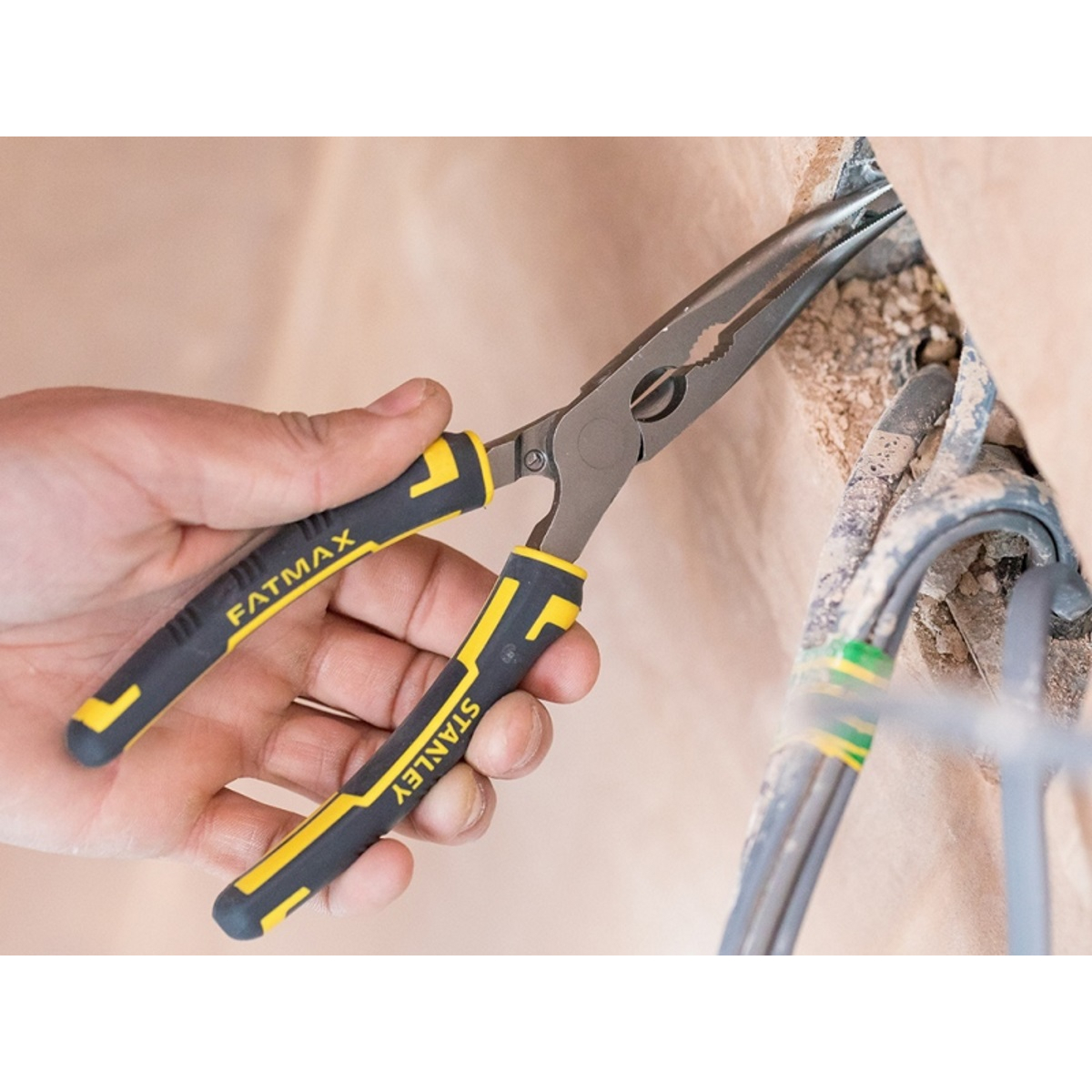 Stanley 0-89-872 FatMax Bent Snipe Nose Pliers 200mm (8in) STA089872