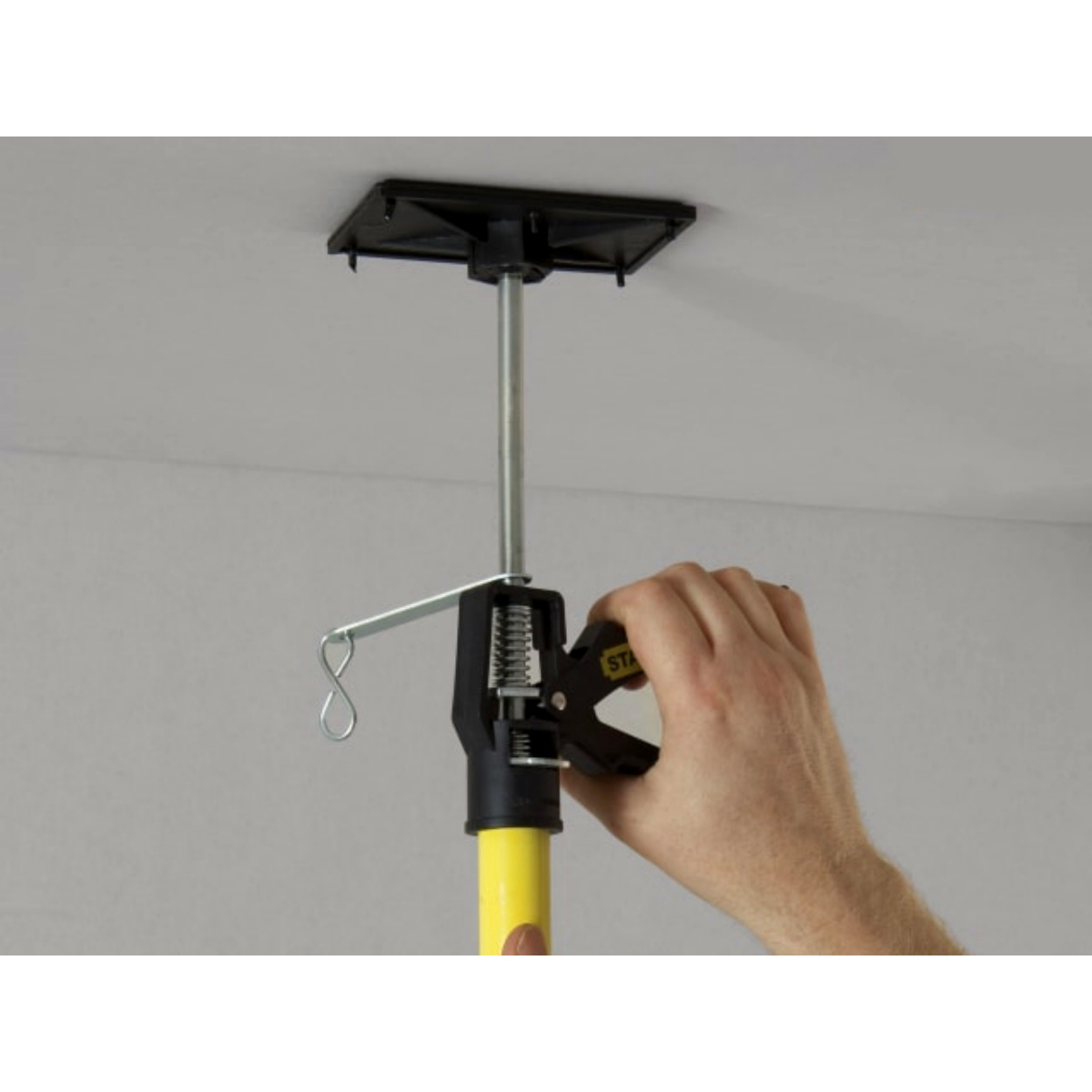 Stanley STHT1-05932 Telescopic Drywall Support STA105932
