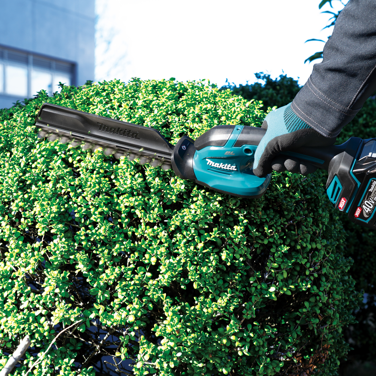 Makita UH023GZ Body Only 40V XGT Hedge Trimmer 20cm