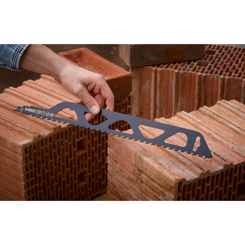 DeWalt DT2422-QZ 457mm TCT Reciprocating Saw Blade For Aerated Concrete (S2243HM) Pack x 1