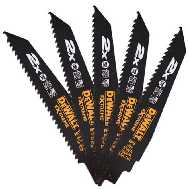 DeWalt DT2300L-QZ 152mm EXTREME Bi-Metal Reciprocating Saw Blades - For Rough Cutting of Wood With Nails Pack x 5
