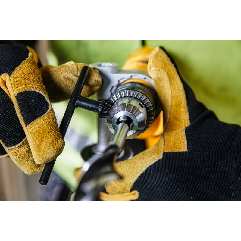 DeWalt DWD024K 701W Variable Speed Percussion Drill in Kitbox